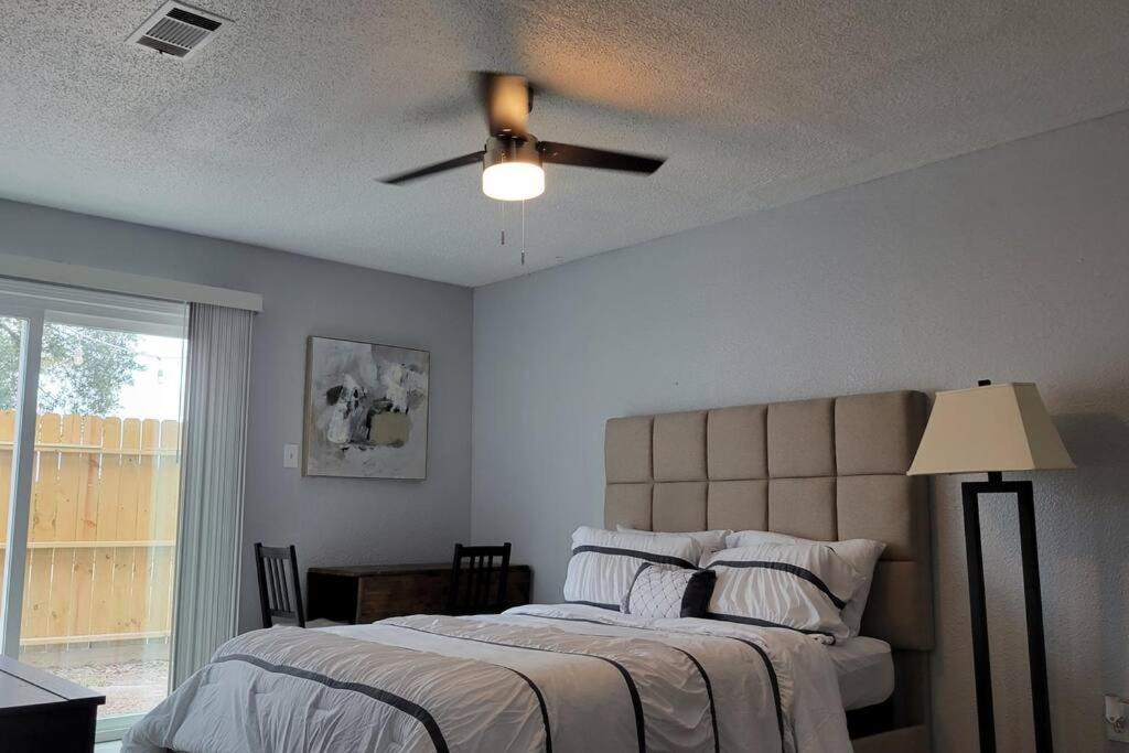 Spacious N Cozy 3 Bedroom // 15 Min From Downtown 휴스턴 외부 사진