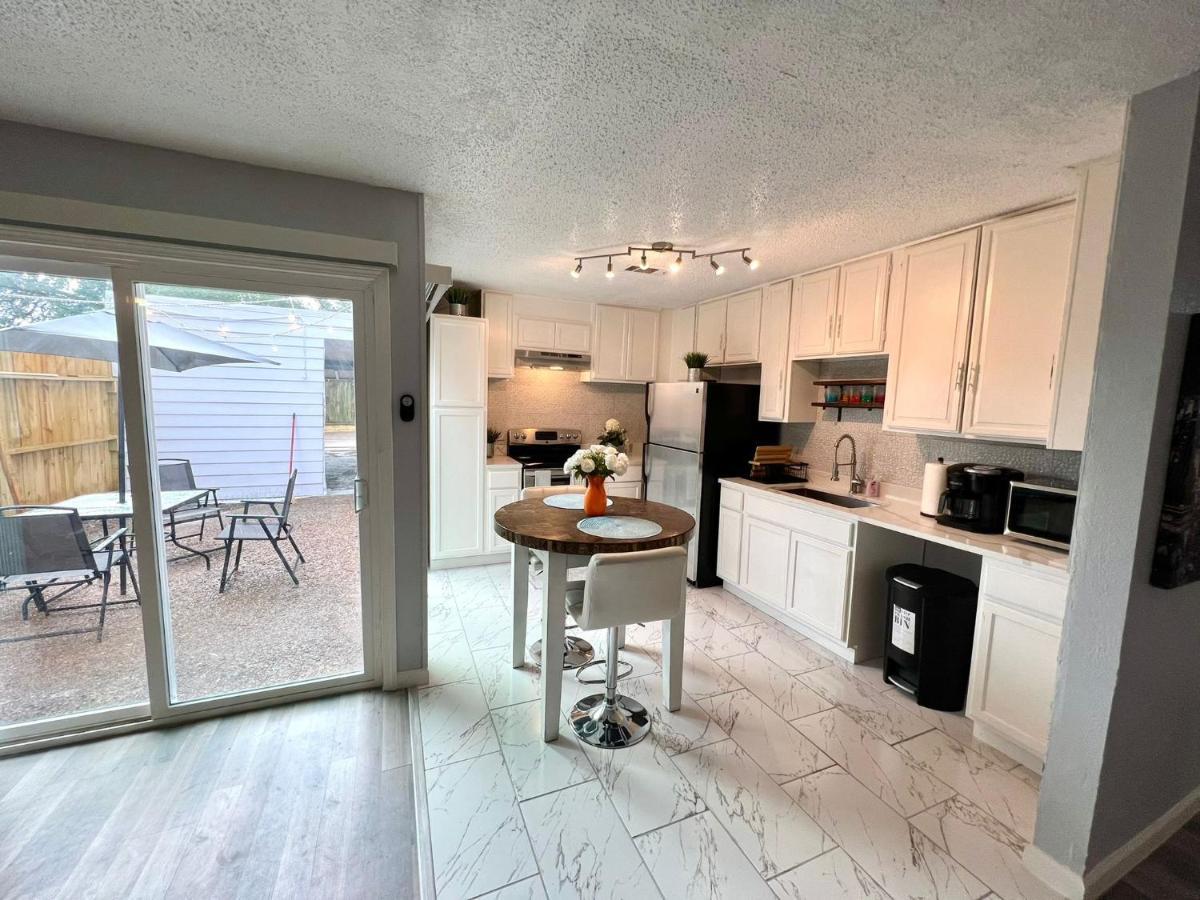 Spacious N Cozy 3 Bedroom // 15 Min From Downtown 휴스턴 외부 사진