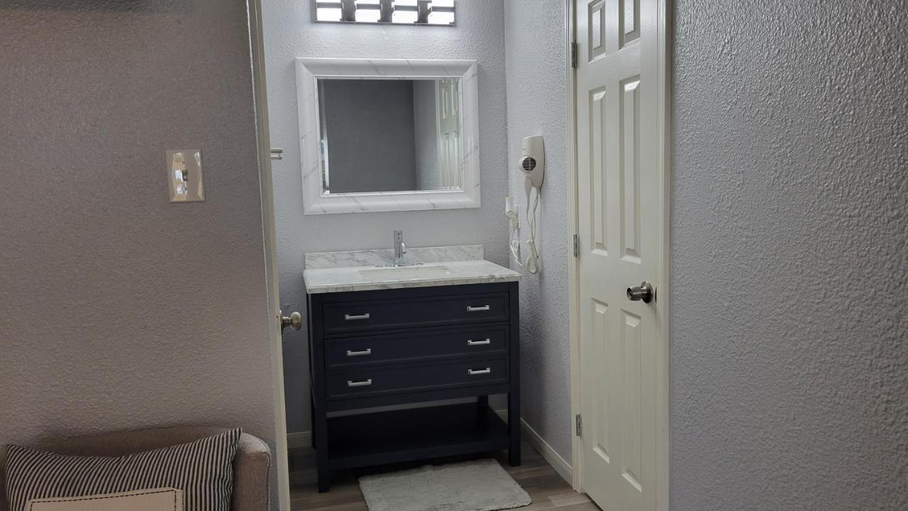 Spacious N Cozy 3 Bedroom // 15 Min From Downtown 휴스턴 외부 사진
